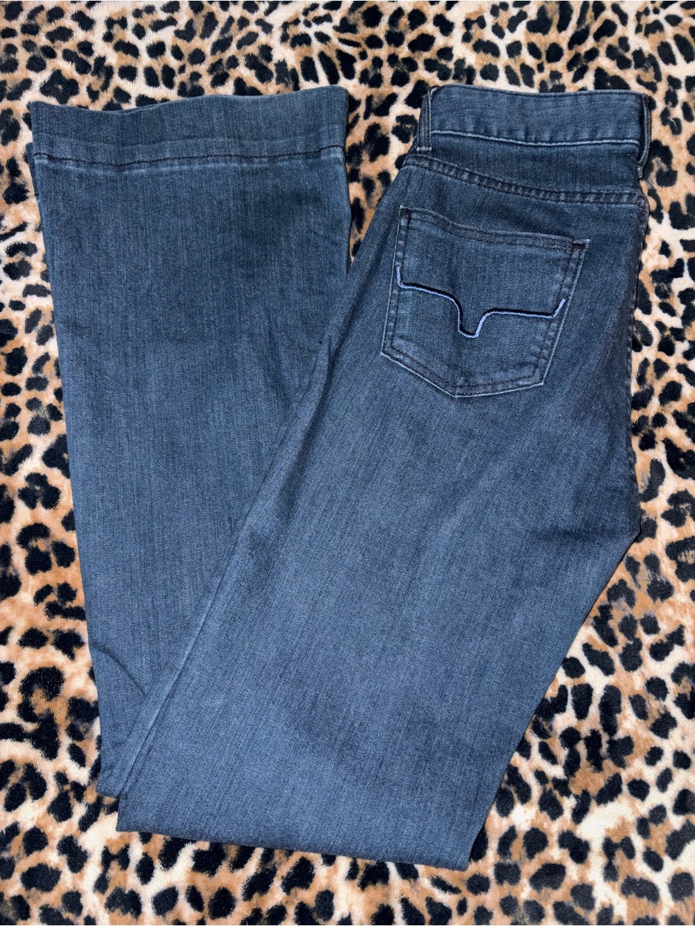 Kimes Ranch LOLA Mid-Rise Trouser Flare Jeans - Stretch Wide Leg size 4/32